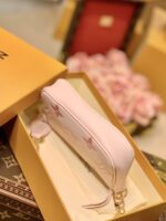 Louis Vuitton Mini Pochette Accessoires-15*9.5*3CM - Image 4