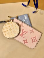 Louis Vuitton By The Pool Pouch-20*12*3CM - Image 4