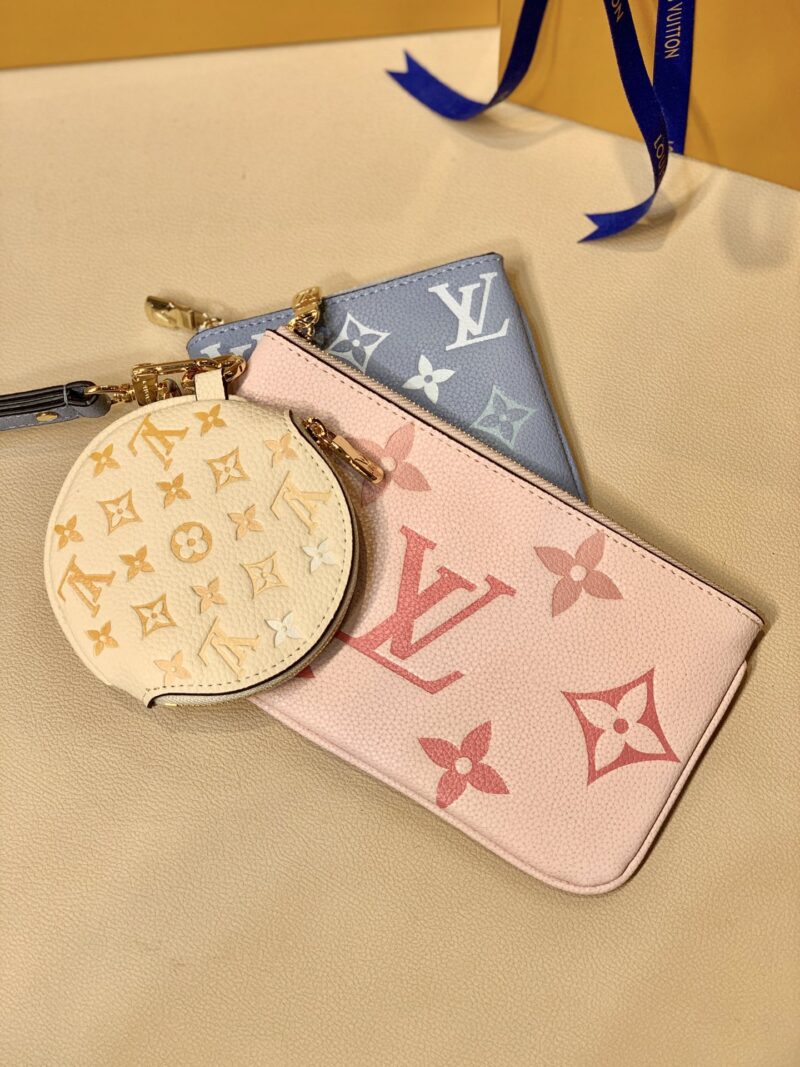 Louis Vuitton By The Pool Pouch-20*12*3CM - Image 4