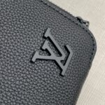 Louis Vuitton Alpha Wearable Bag-M59161-18.5 x 11 x 6.5CM - Image 7