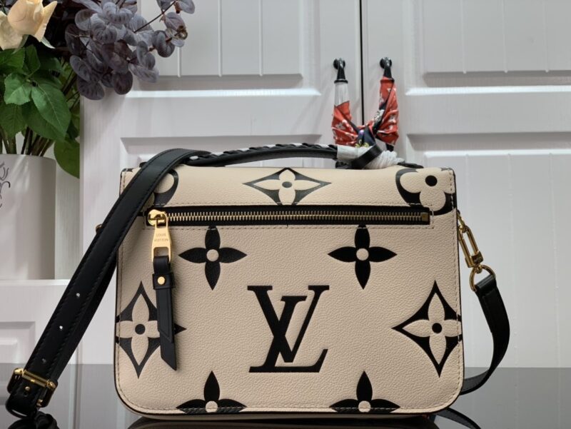 Louis Vuitton Pochette Metis Handbags-25*19*7CM - Image 4