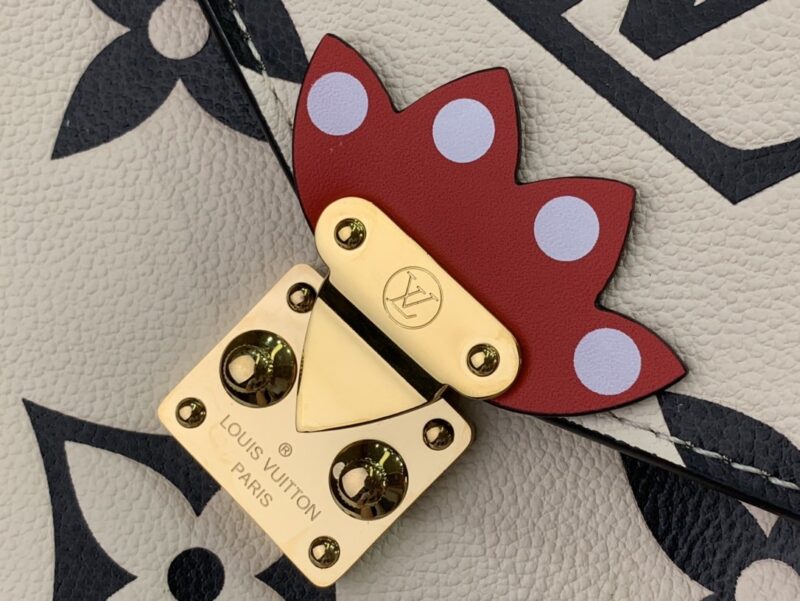Louis Vuitton Pochette Metis Handbags-25*19*7CM - Image 9