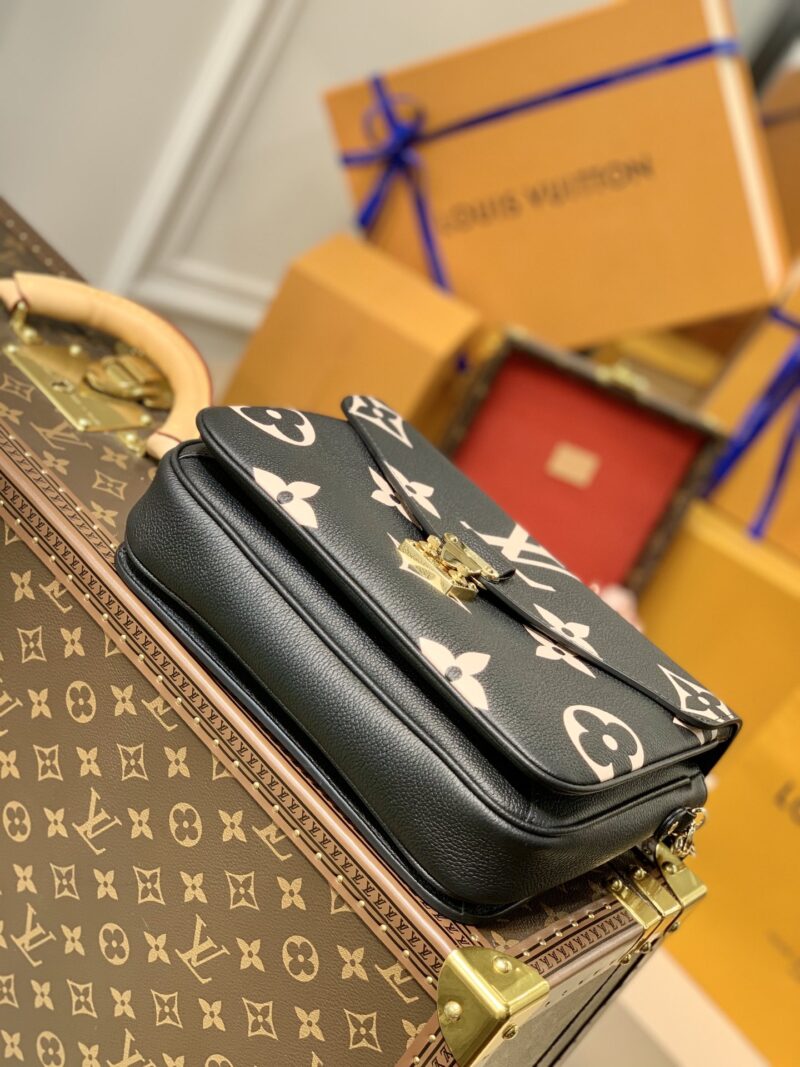 Louis Vuitton Pochette Metis Handbags-25*19*7CM - Image 2