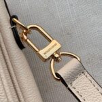 Louis Vuitton Pochette Metis Handbags-25*19*7CM - Image 2