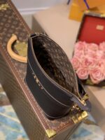 Louis Vuitton Cruiser Handbags-25*22.5*13CM - Image 4