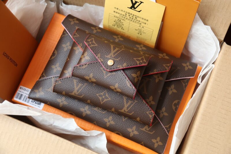 Louis Vuitton Pochette Kirigami Bag-15.5*11.5*0.5CM - Image 9