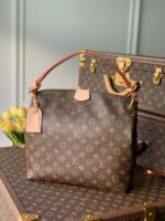 Louis Vuitton Graceful Handbags-35*30*11CM
