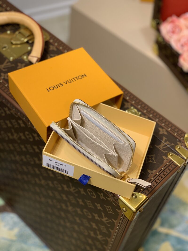 Louis Vuitton By The Pool Zippy Wallet-11*8.5*12CM - Image 3
