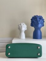 Louis Vuitton Capucines Bag-27*18*9CM - Image 4