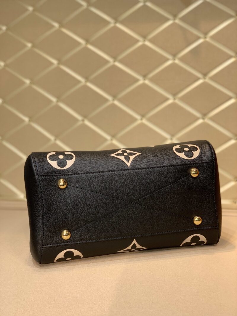 Louis Vuitton Montaigne MM-33*23*15CM - Image 4