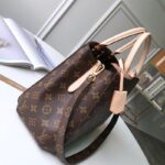 Louis Vuitton Montaigne MM-33*23*15CM - Image 9