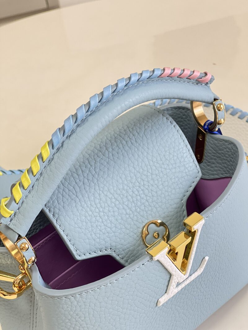 Louis Vuitton Capucines Handlebag - Image 4