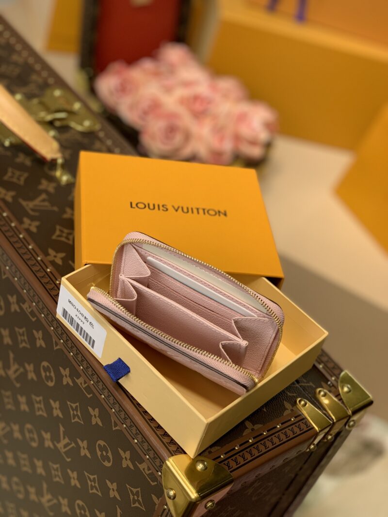 Louis Vuitton By The Pool Zippy Wallet-11*8.5*12CM - Image 2