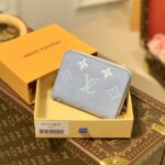 Louis Vuitton By The Pool Zippy Wallet-11*8.5*12CM