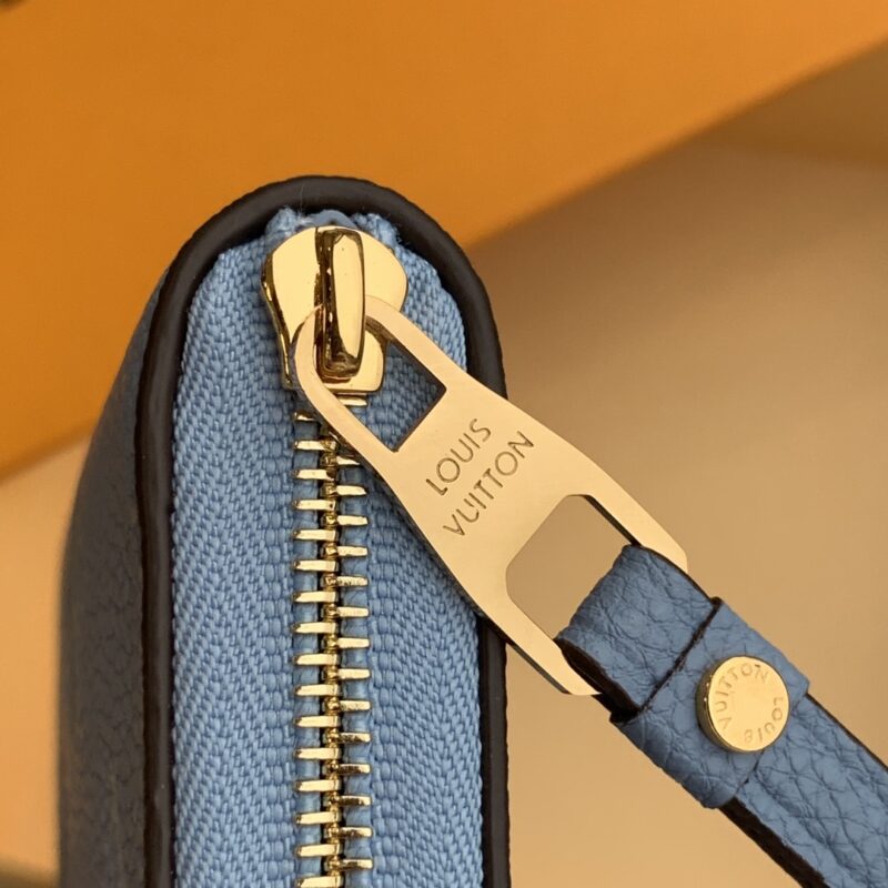 Louis Vuitton By The Pool Zippy Wallet-11*8.5*12CM - Image 3