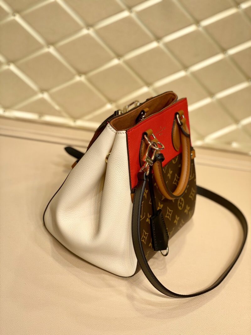 Louis Vuitton Fold Tote Bag-35*40*17CM - Image 5