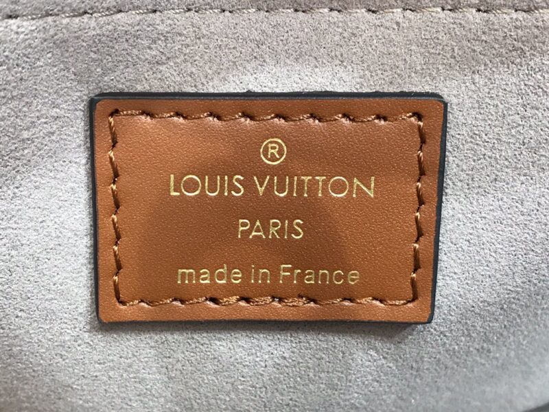 Louis Vuitton On My Side Tote Bag-M57728-31*25*14CM - Image 9