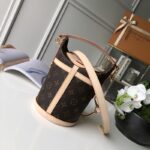 Louis Vuitton Duffle Handbags-22*23*14CM - Image 9