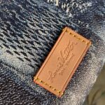 Louis Vuitton Discovery Backpsck-37*40*20 CM - Image 3