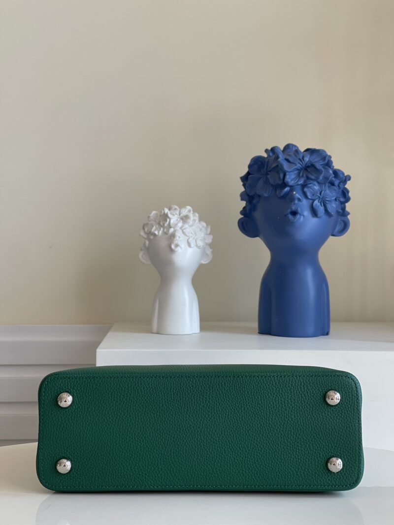 Louis Vuitton Capucines Bag-31.5*20*11CM - Image 4