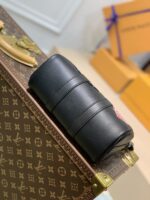 Louis Vuitton Everyday Bag-21×9×12CM - Image 8