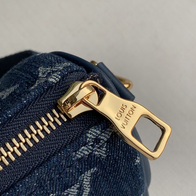 Louis Vuitton Everyday Bag-21×9×12CM - Image 7