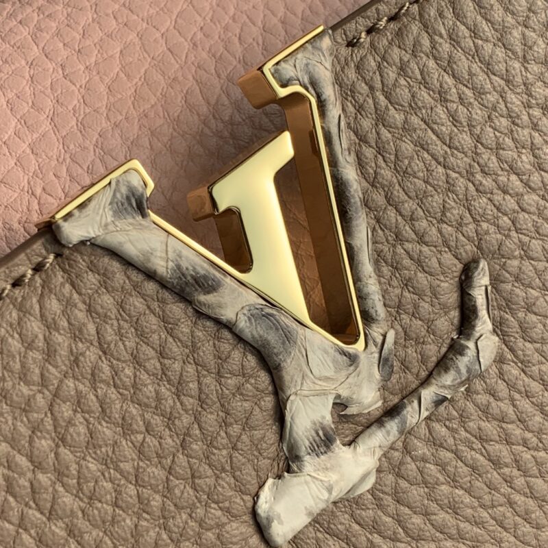 Louis Vuitton Capucines Bag-31.5*20*11CM - Image 2