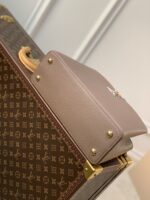 Louis Vuitton Capucines Bag-31.5*20*11CM - Image 5