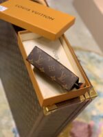 Louis Vuitton Toiletry Pouch -15*10*4.5CM - Image 6
