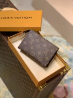 Louis Vuitton Toiletry Pouch -15*10*4.5CM - Image 8