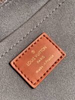 Louis Vuitton On My Side Tote Bag-31*25*14CM - Image 6