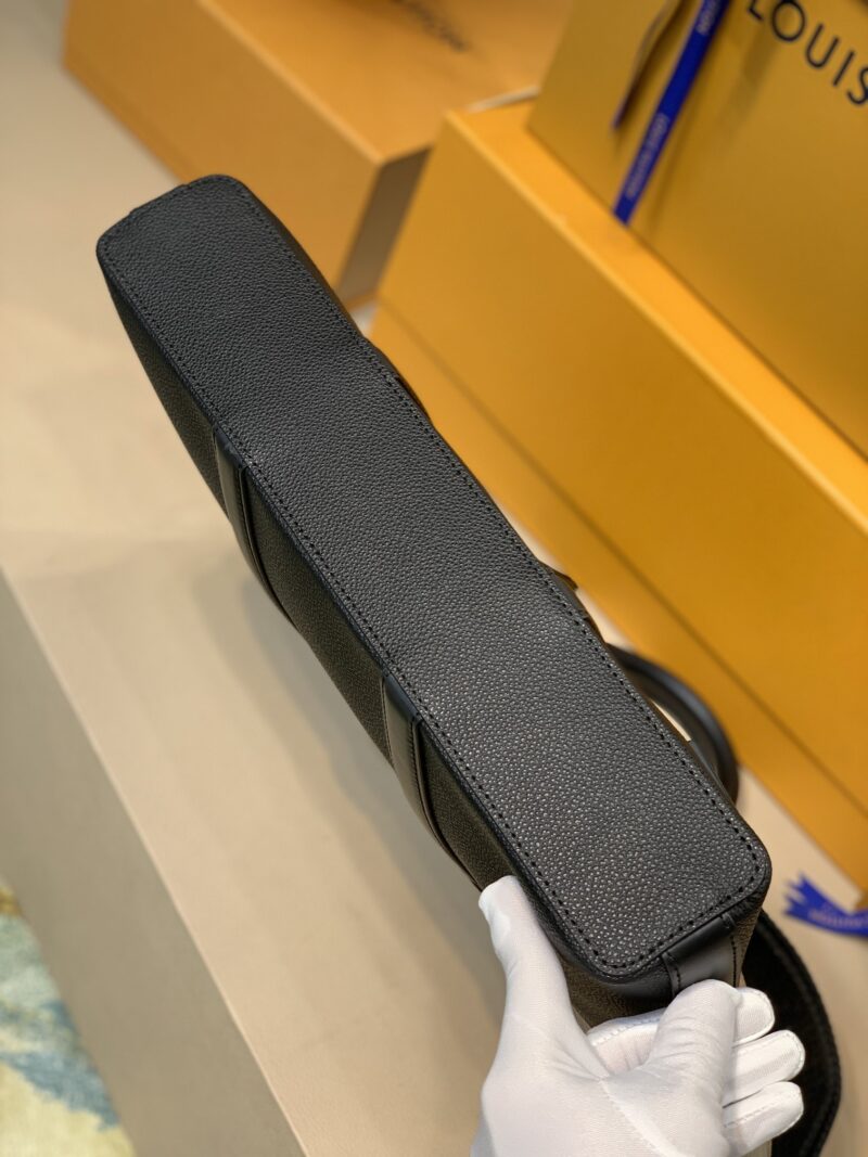 Louis Vuitton Armand Bag-38*37*7CM - Image 5