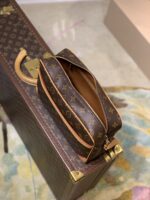 Louis Vuitton Vintage Camera Handbags -M51274 -27*17*7CM - Image 2