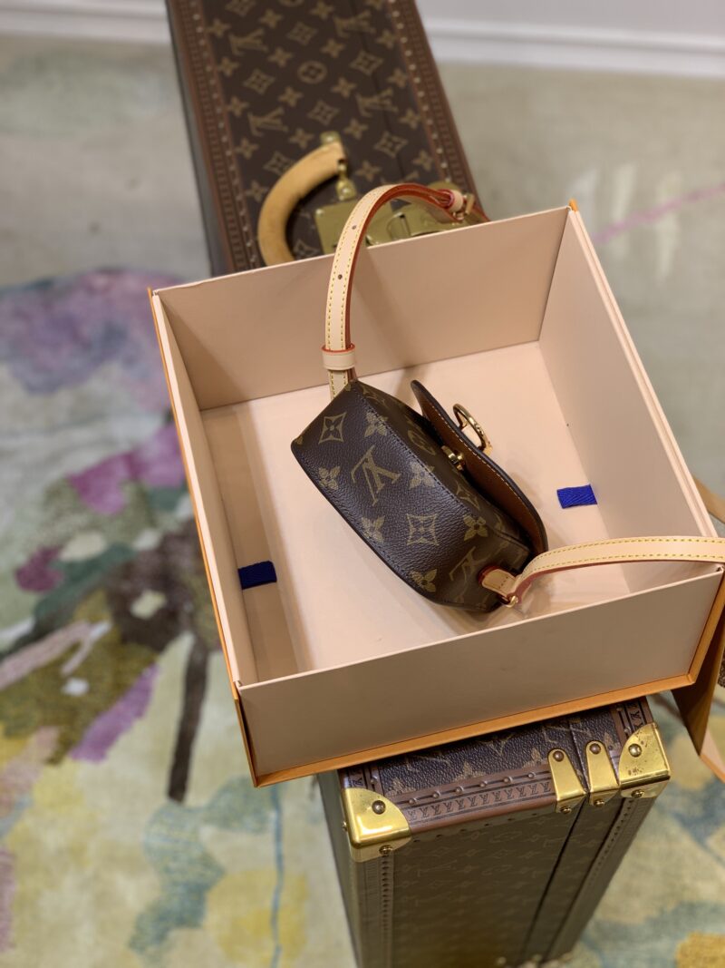 Louis Vuitton Vintage Saint Cloud Handbags -M51245-13*6*11CM - Image 7