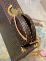 Louis Vuitton Vintage Handbags - M51221 -25 x 18 x 8CM - Image 4