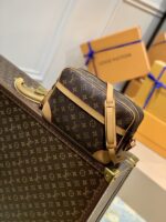 Louis Vuitton Vintage Camera Handbags -M51274 -23.5*15.5*5.5CM