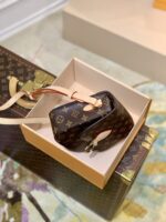 Louis Vuitton Vintage Saint Cloud Handbags -M51245-19 × 6 × 17CM - Image 4