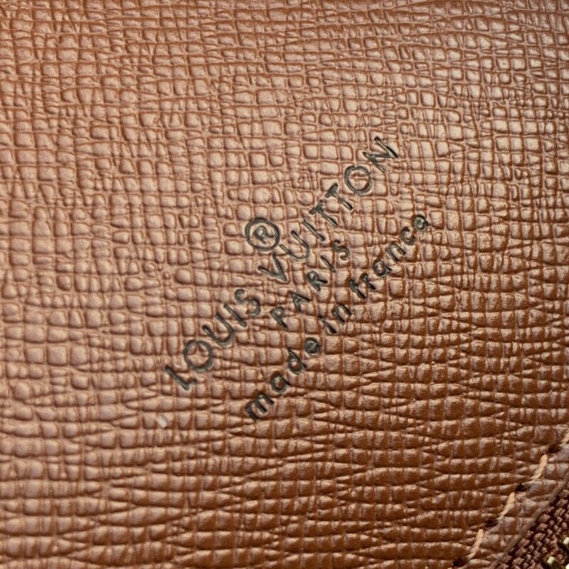 Louis Vuitton Vintage Saint Cloud Handbags -M51245-19 × 6 × 17CM - Image 6