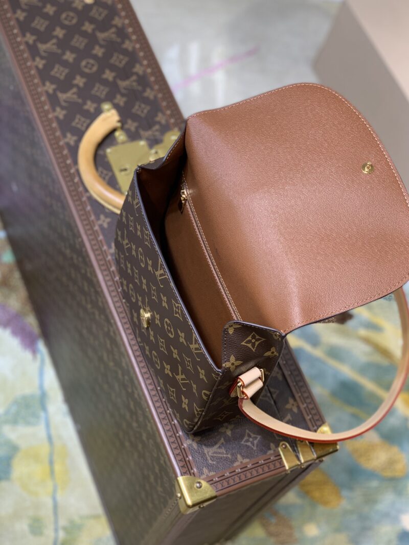 Louis Vuitton Vintage Saint Cloud Handbags -M51245-26*7*21CM - Image 3