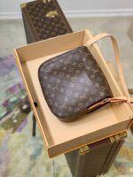 Louis Vuitton Vintage Saint Cloud Handbags -M51245-26*7*21CM - Image 6