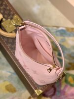 Louis Vuitton Marshmallow Hobo-24*22*13CM - Image 5