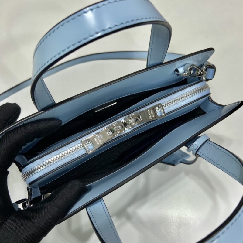 Prada Re-Edition 1BA357 Tote Bag-22*15*6.5CM - Image 5