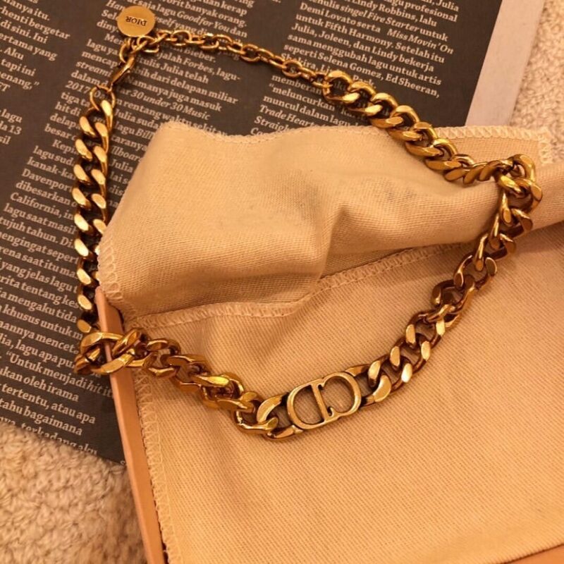 Diro Necklace - Image 3