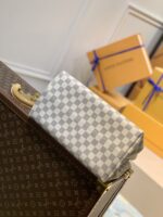 Louis Vuitton Neverfull N41179-31 x 28 x 15CM - Image 4