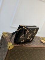 Louis Vuitton M80084 Pochette Double Zip Bag -20*12.5*3CM - Image 2