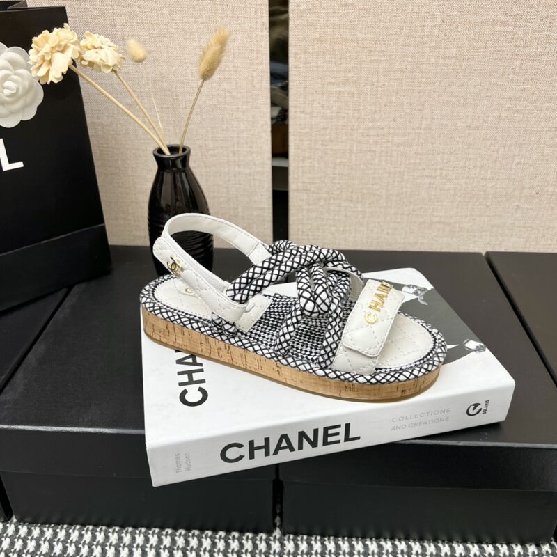 Ch@nel 2022SS Slides - Image 4