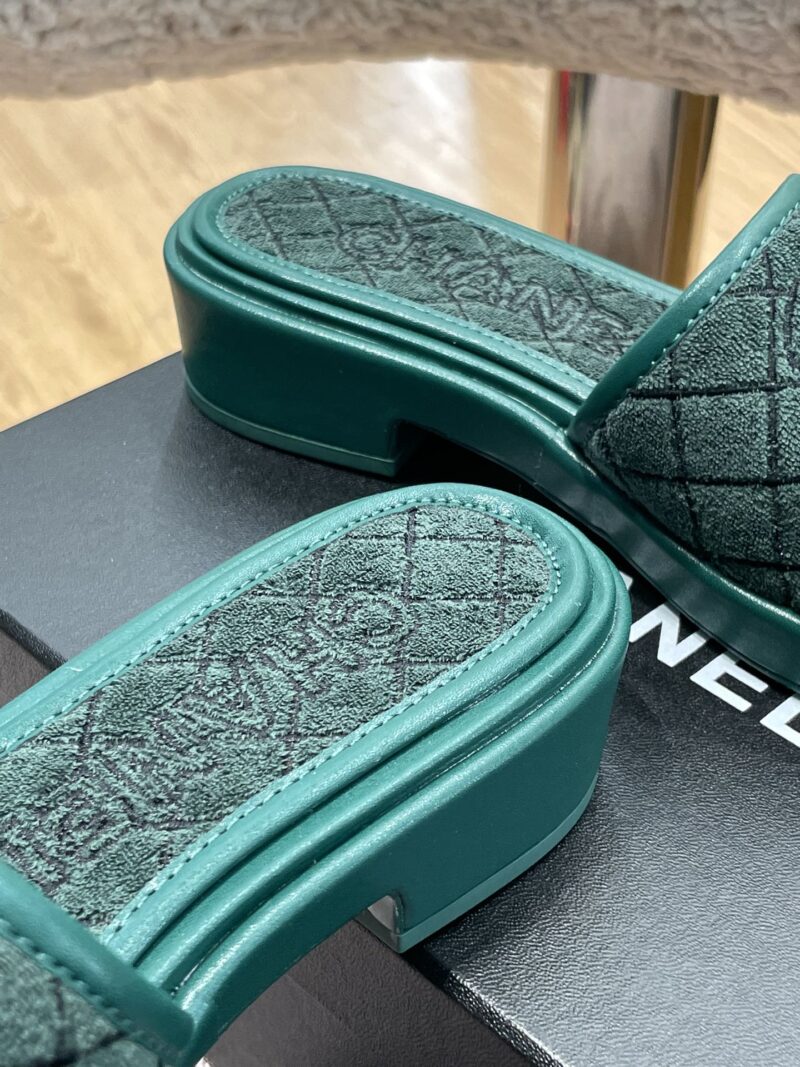 Ch@nel 2022ss Slides - Image 6