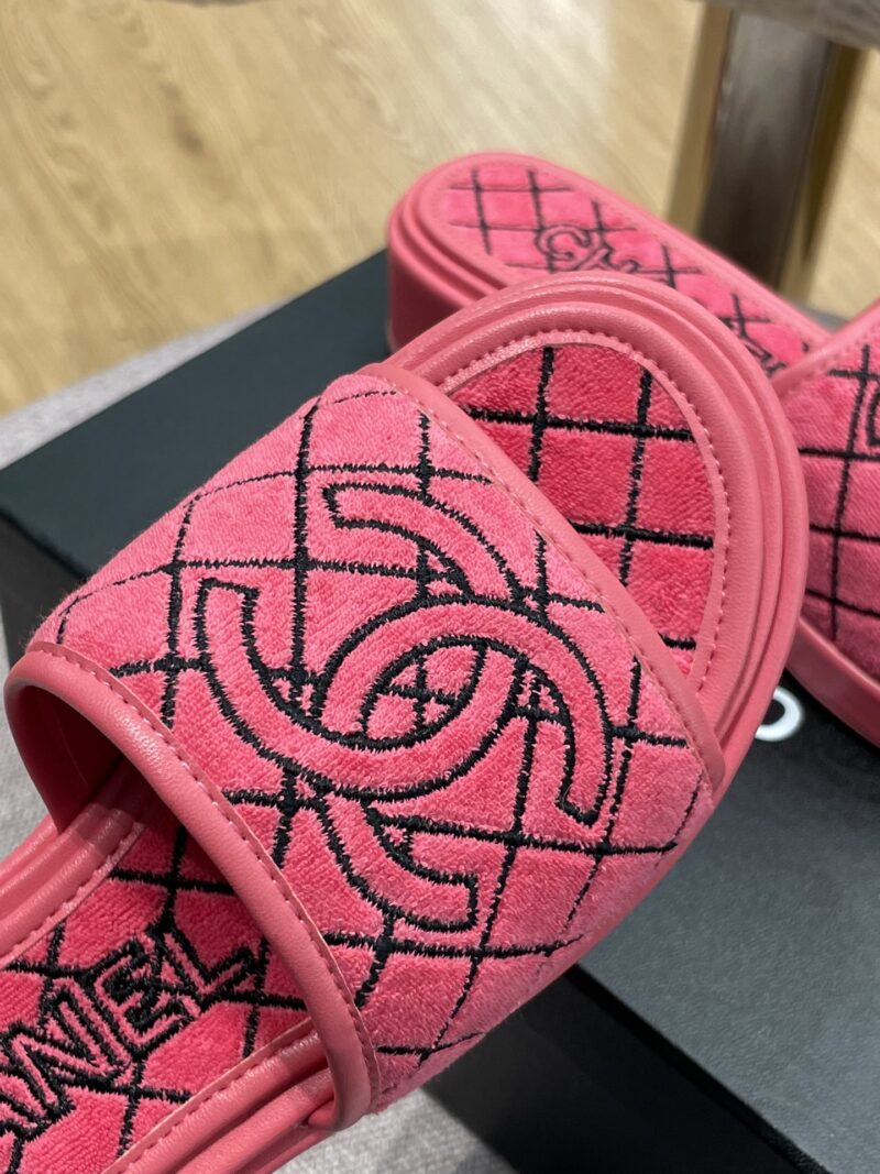 Ch@nel 2022ss Slides - Image 8