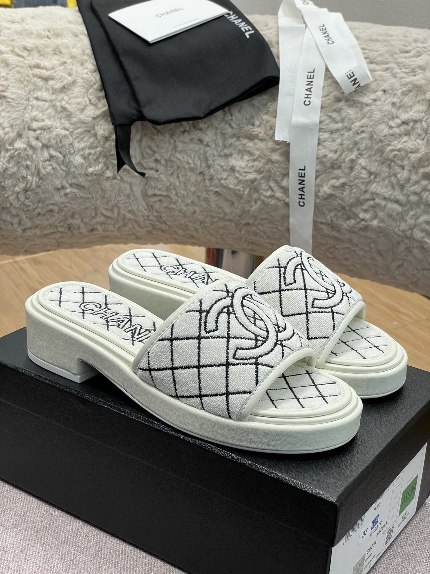 qw-654326erewrwerwer_4_.jpg Ch@nel 2022ss Slides - Image 1