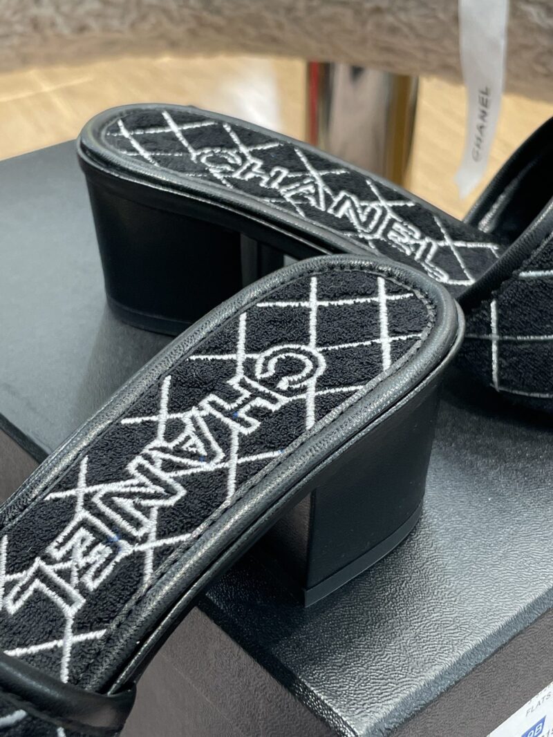 Ch@nel 2022ss Slides - Image 8